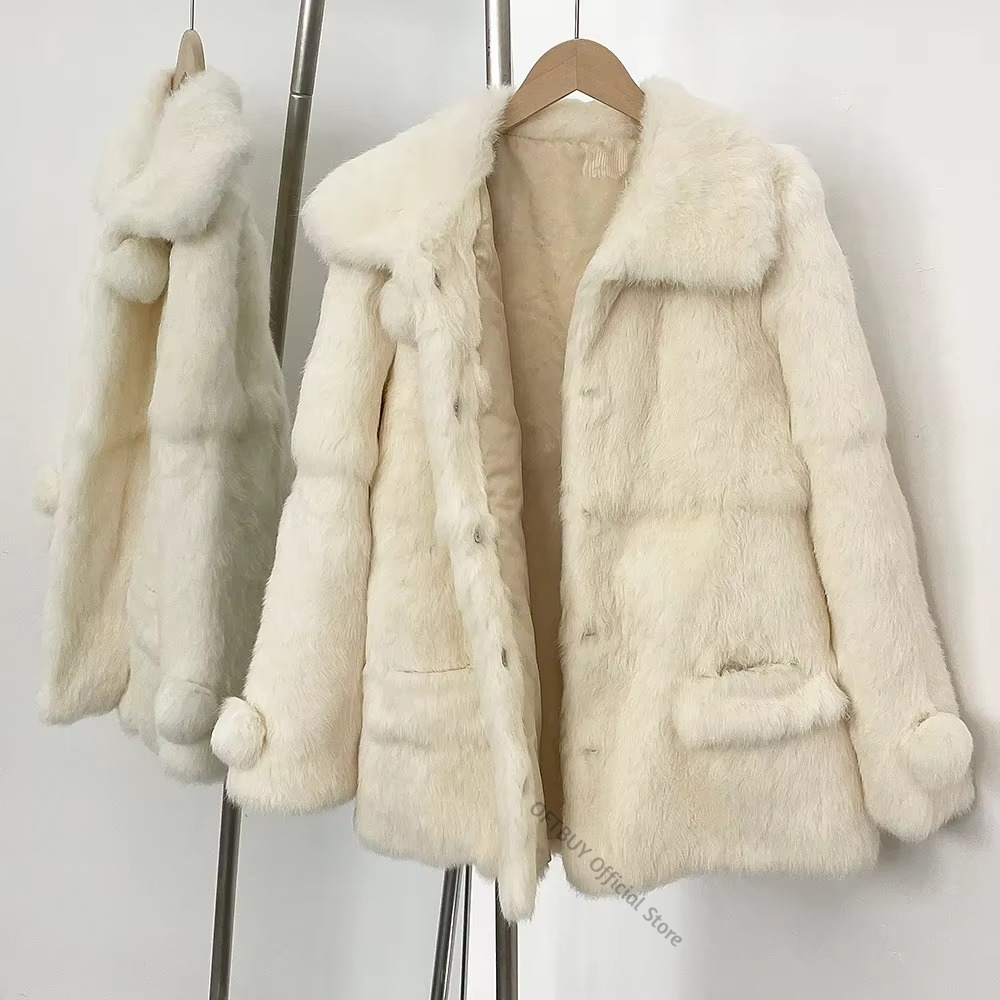リアルファーのコート、本物の毛皮を使用したジャケット、レディ - Winter Clothing Wholesale のレビューと価格