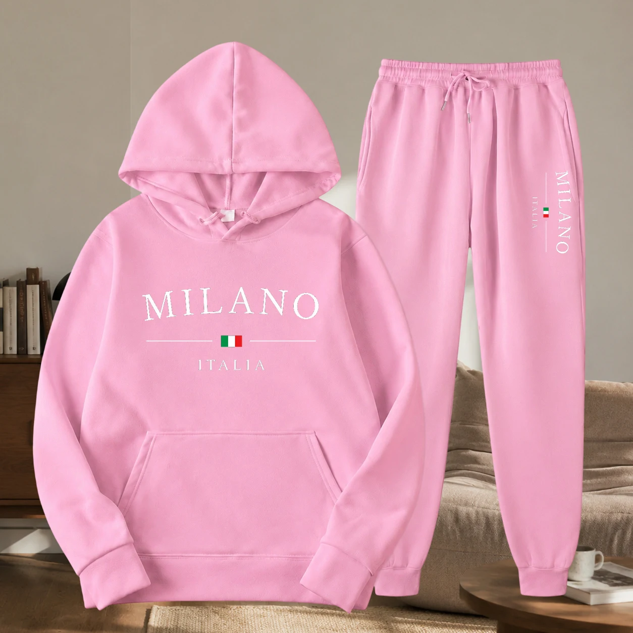 ファッションブランドのロゴがプリントされた、上下2点セットの - Winter Clothing Brand のレビューと価格